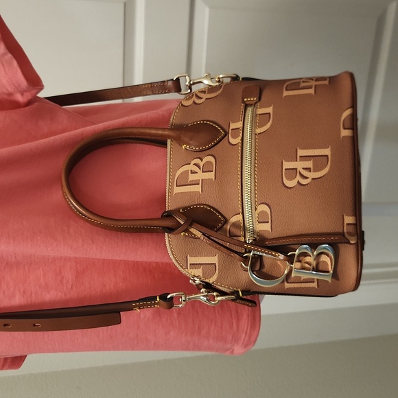 Dooney Bourke - Picture 3 of 7